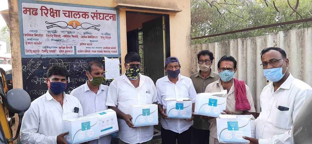 Distribution of Masks at Madh Island