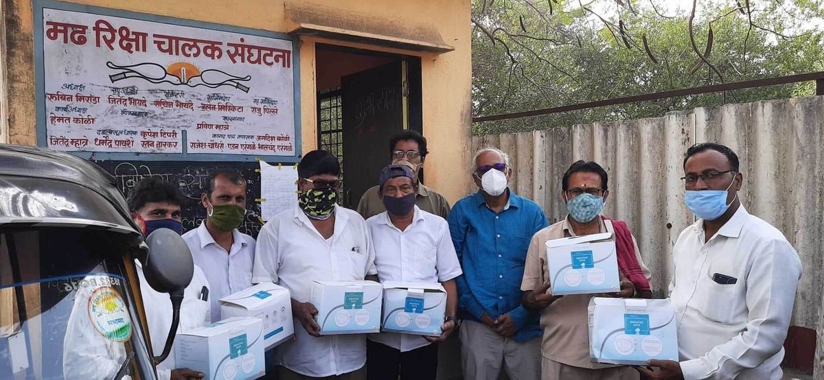Distribution of Masks at Madh Island
