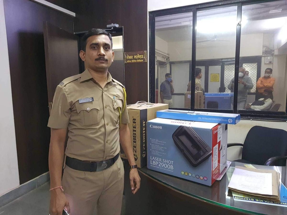 Handing Over a Computer and Printer to Malwani Police Station
