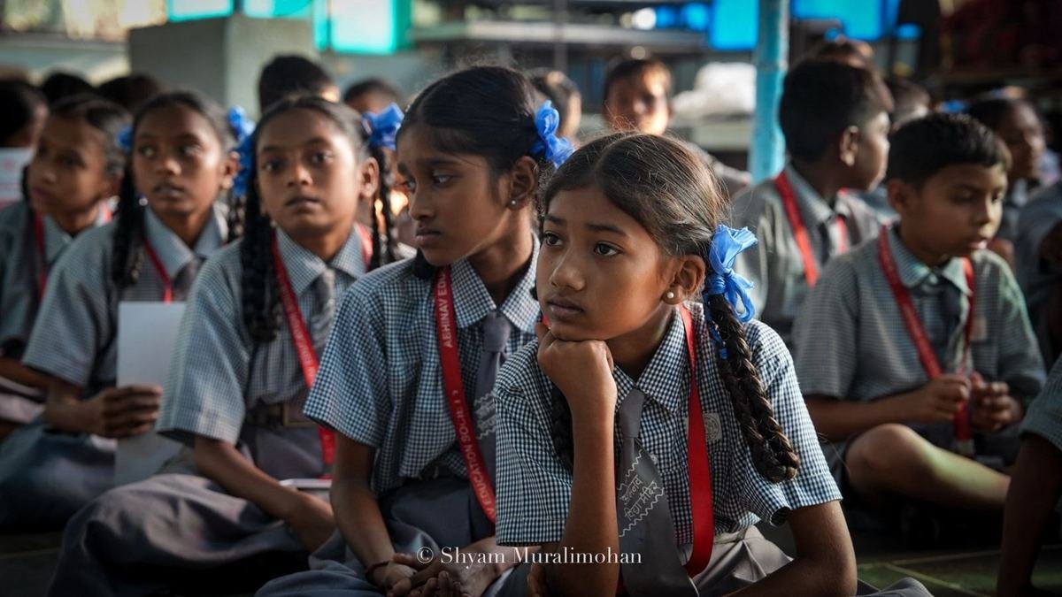 Students waiting for the distribution