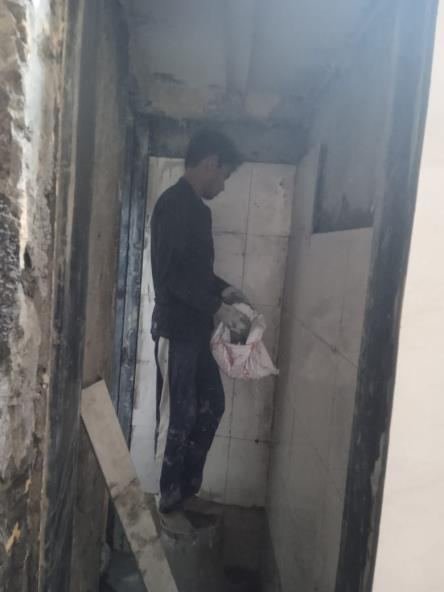 A bathroom before the renovation