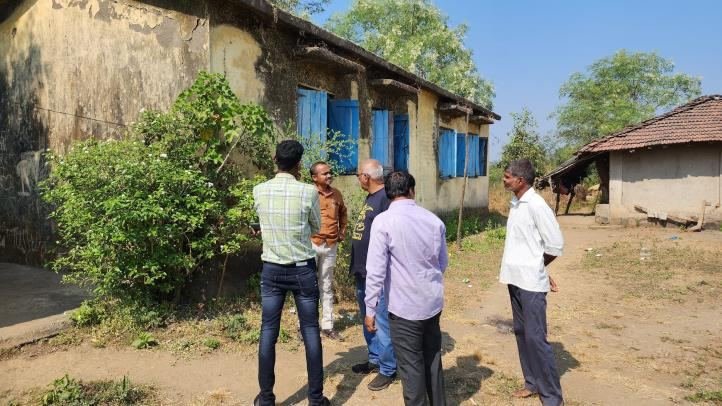 The team evaluating the project scope
