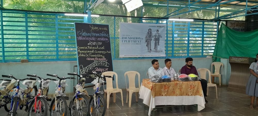 Bicycle and helmet distribution at Abhinav Vidya Mandir